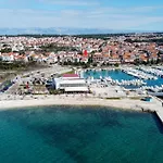 Beach Apartments Rafael